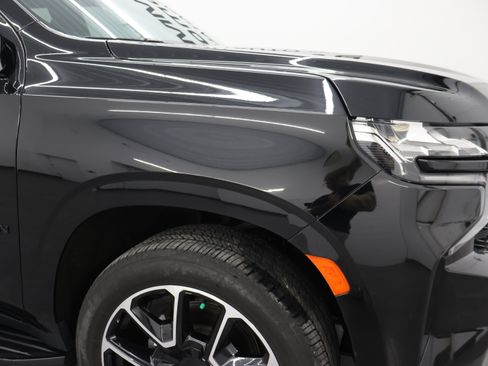 Used 2023 Chevrolet Suburban RST w/ Luxury Package image 30