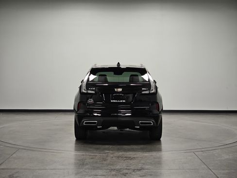 Used 2025 Cadillac XT4 Sport image 7