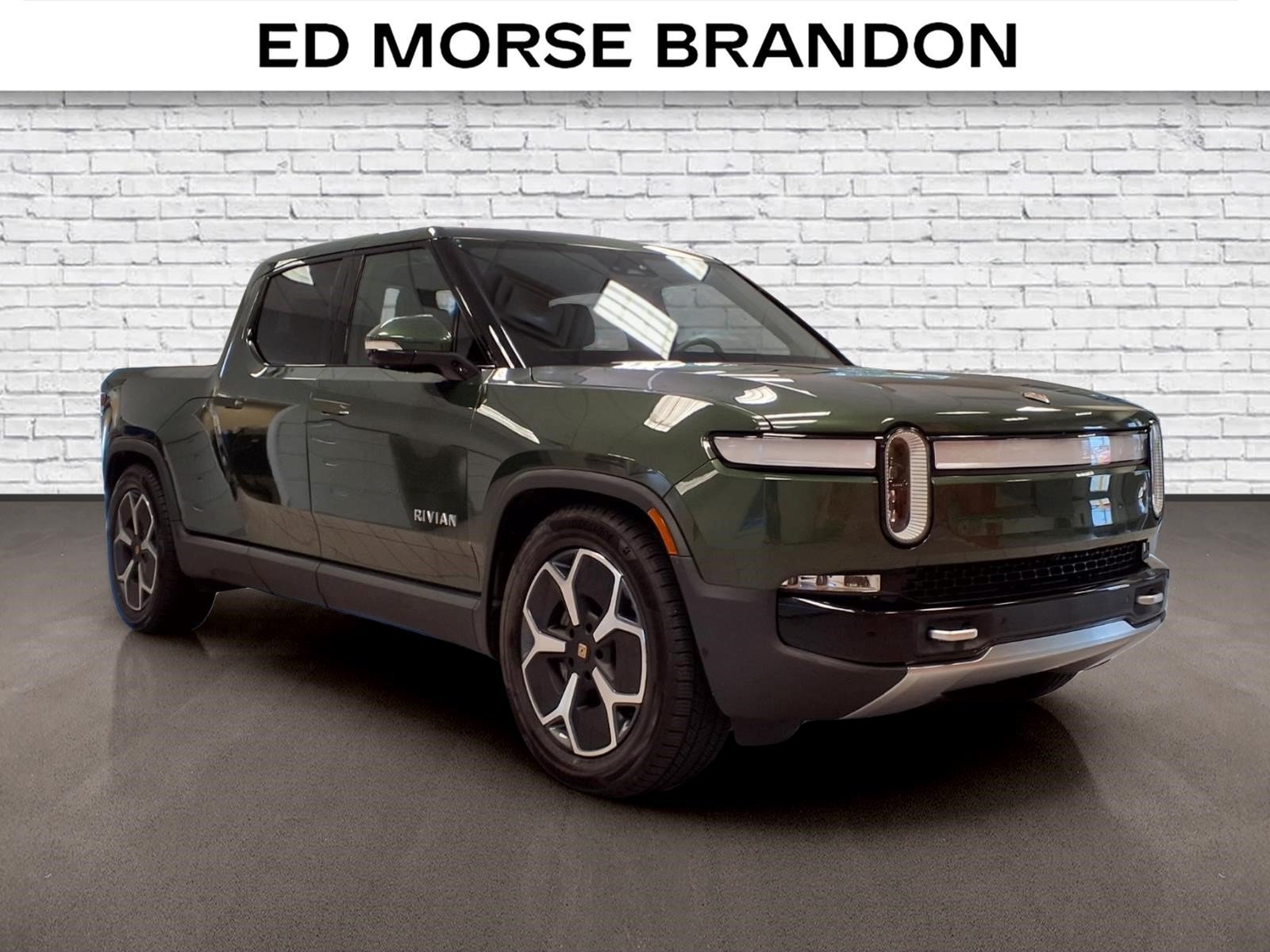 Used 2023 Rivian R1T Adventure Dual AWD/4WD image 6