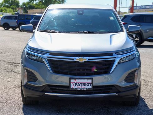 Used 2024 Chevrolet Equinox LT FWD image 2