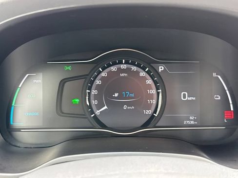 Used 2019 Hyundai Ioniq Electric FWD image 17