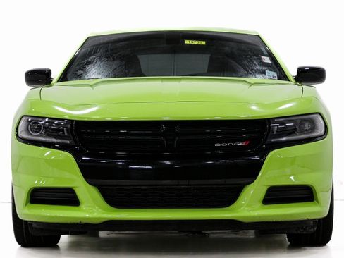 Used 2023 Dodge Charger SXT w/ Blacktop Package image 2