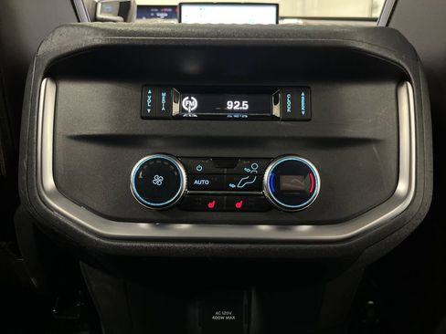 Used 2025 Ford Expedition Max Platinum w/ Platinum Ultimate Package image 38