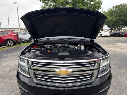 Used 2017 Chevrolet Suburban Premier AWD/4WD image 20
