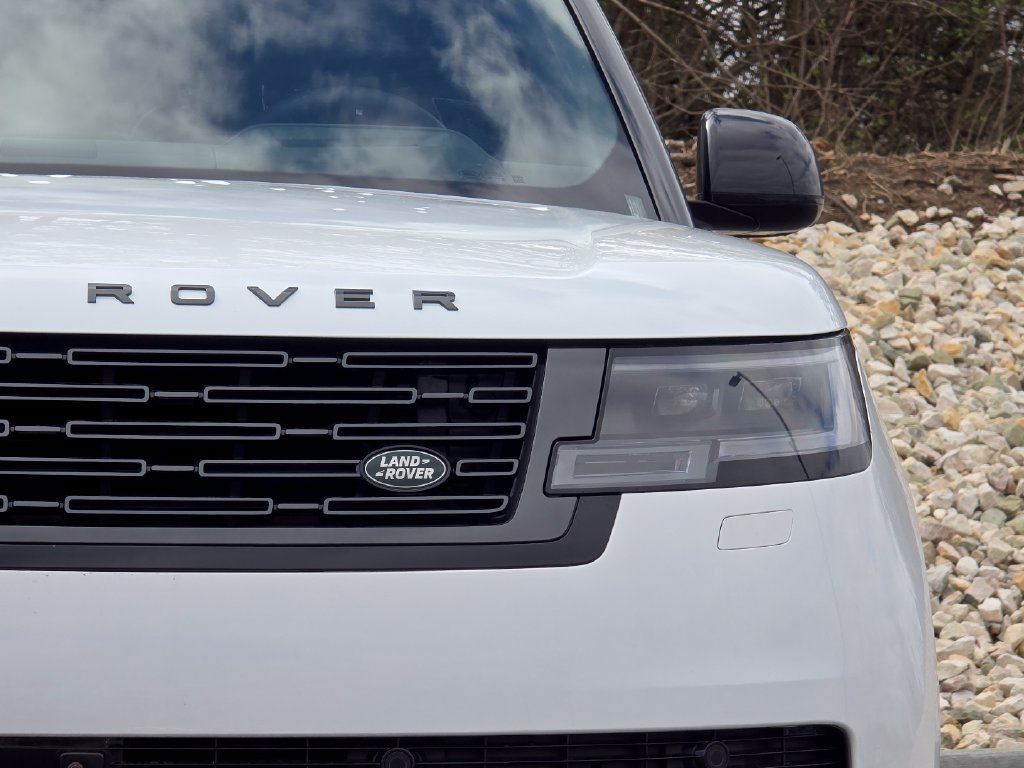 New 2026 Land Rover Range Rover Long Wheelbase SE AWD/4WD image 30