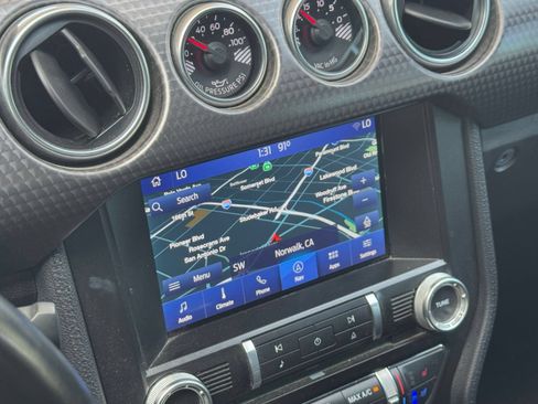 Used 2022 Ford Mustang GT Premium w/ GT Performance Package RWD image 19