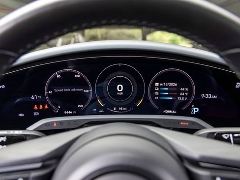 Certified 2024 Porsche Taycan Turbo AWD/4WD image 40