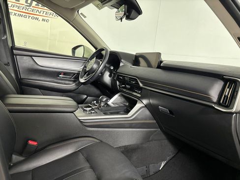 Used 2024 MAZDA CX-90 3.3 Turbo w/ Preferred Package AWD/4WD image 32
