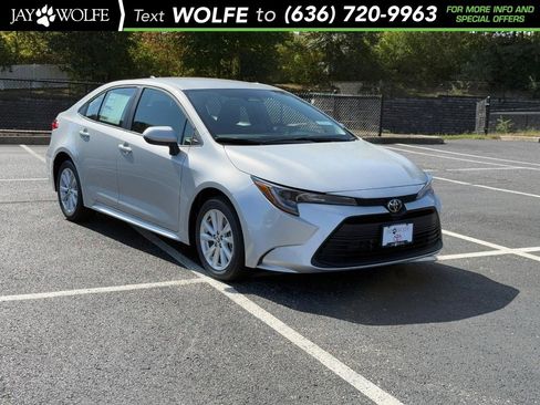 New 2026 Toyota Corolla LE image 1