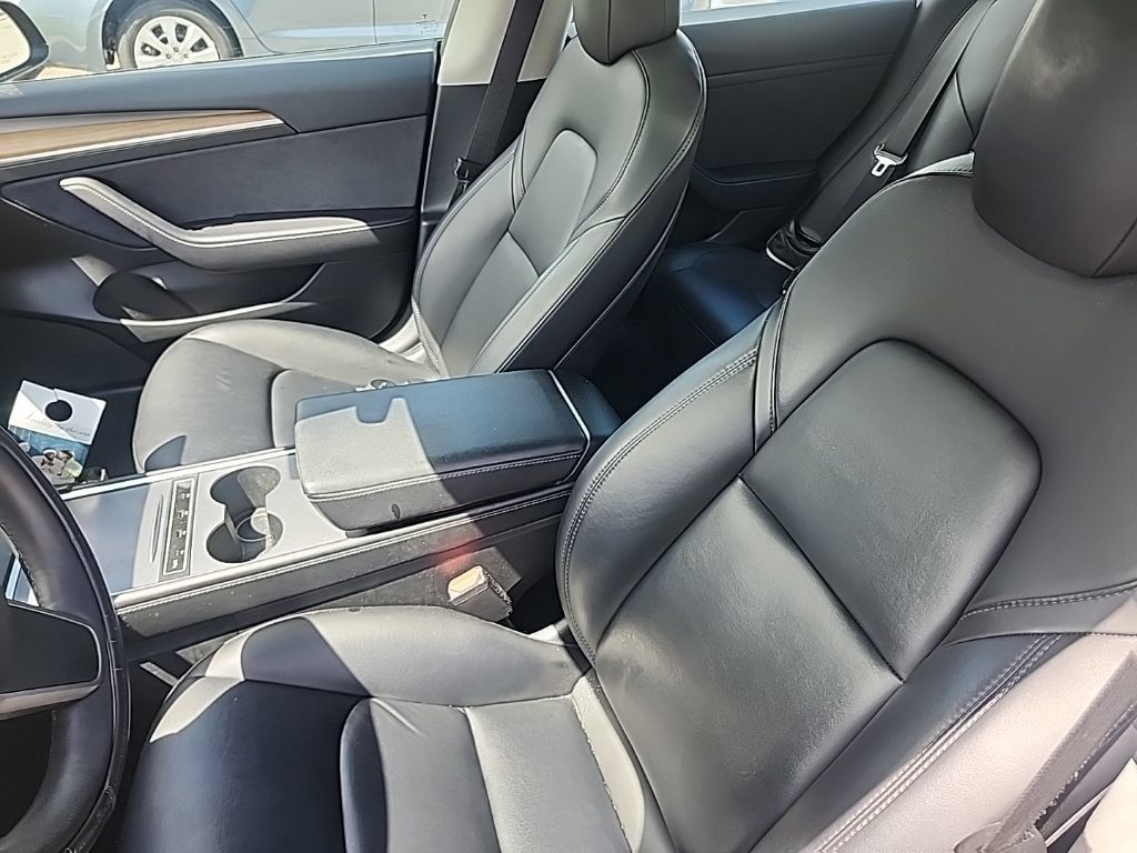 Used 2022 Tesla Model 3 Long Range AWD/4WD image 4