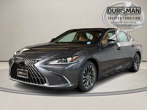 Used 2025 Lexus ES 300h w/ Technology Package image 2