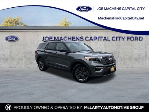 Certified 2022 Ford Explorer XLT w/ Equipment Group 202A image 1