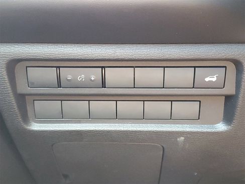 Used 2024 Mitsubishi Outlander SE image 20