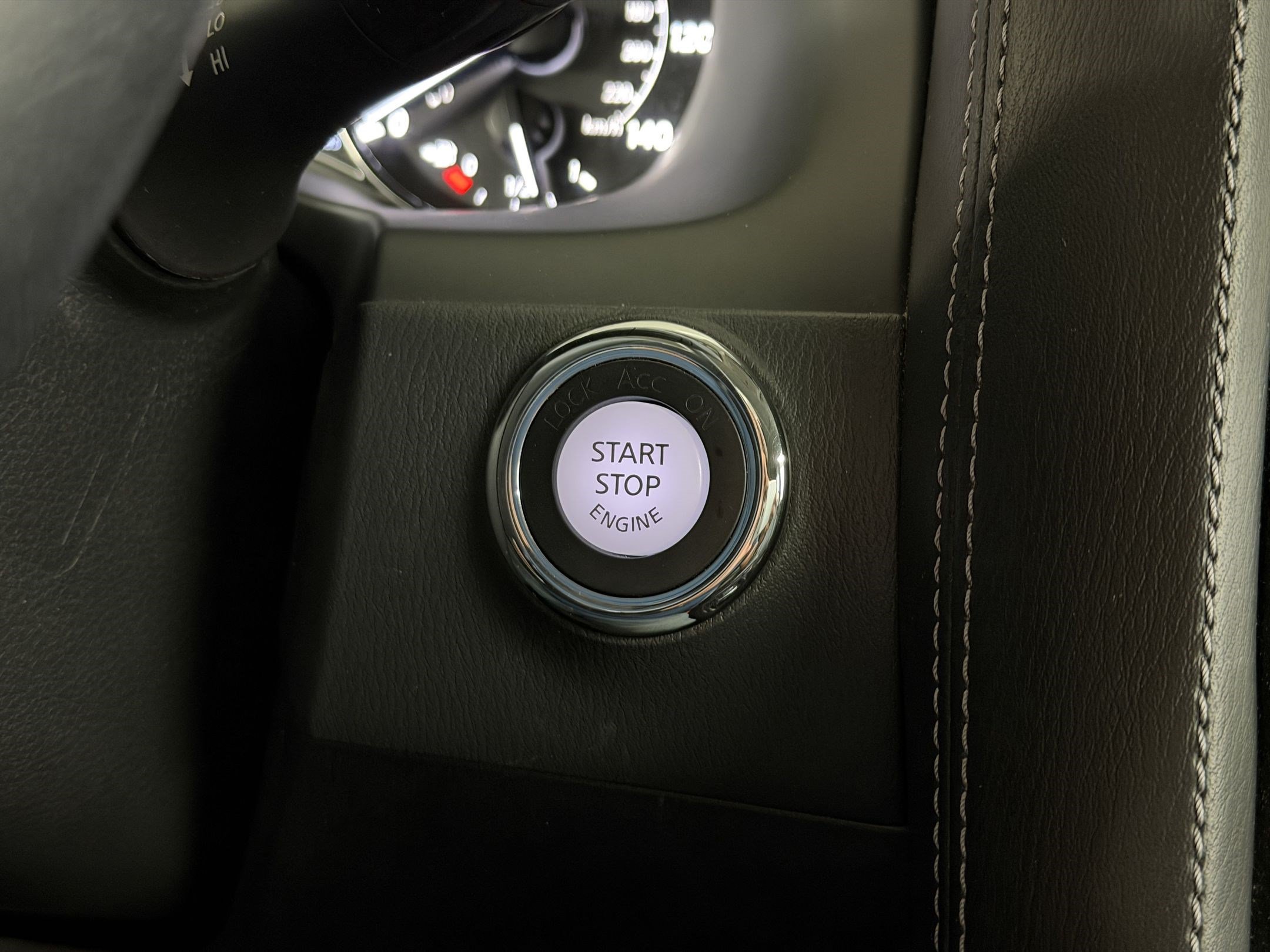 Used 2024 INFINITI QX80 Luxe AWD/4WD image 17