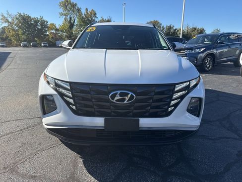 Used 2023 Hyundai Tucson SEL w/ Convenience Package image 2
