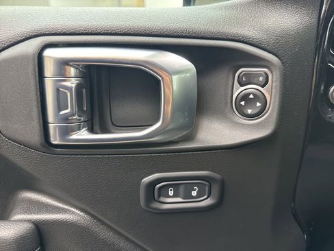 New 2026 Jeep Wrangler Unlimited Sport image 7