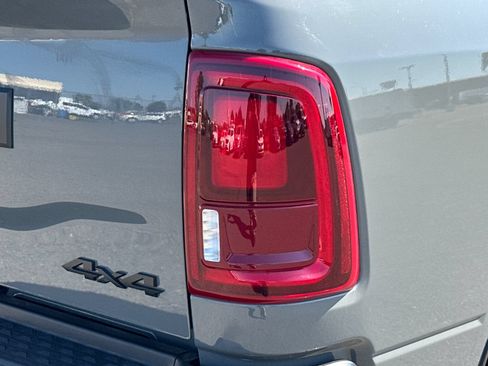 New 2026 RAM 2500 Laramie AWD/4WD image 25