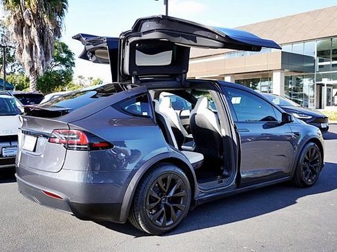 Used 2023 Tesla Model X AWD/4WD image 12