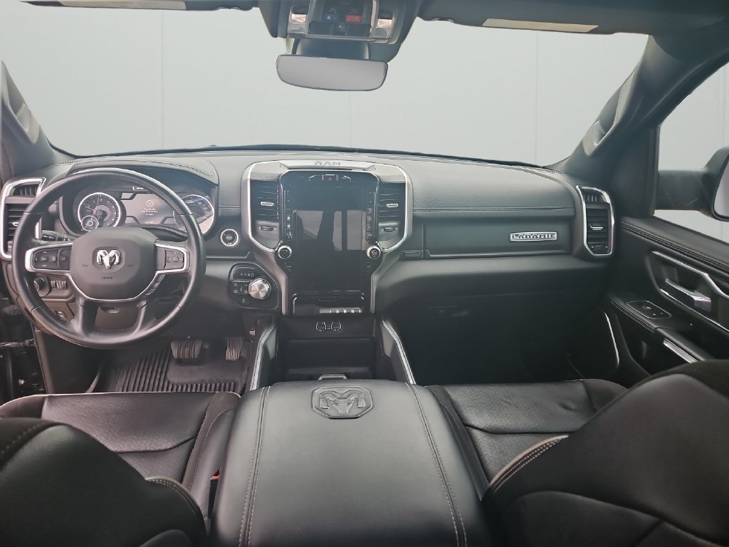 Used 2023 RAM 1500 Laramie AWD/4WD image 11