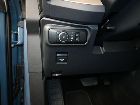 Used 2025 Ford Bronco Outer Banks image 13