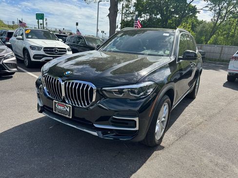Used 2022 BMW X5 xDrive40i w/ Parking Assistance Package AWD/4WD image 7