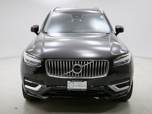 Used 2024 Volvo XC90 B6 Plus w/ Protection Package image 6