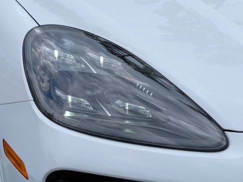 Certified 2023 Porsche Cayenne GTS AWD/4WD image 27
