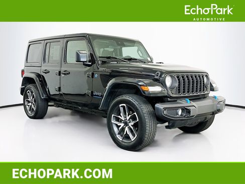 Used 2024 Jeep Wrangler Sport S image 1