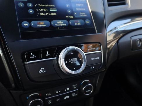 Used 2019 Acura ILX image 55