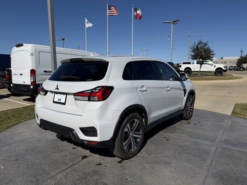 Used 2024 Mitsubishi Outlander Sport AWD image 6