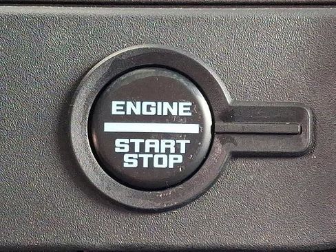 Certified 2025 Ford Bronco Badlands image 23