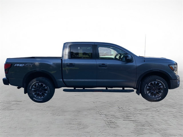 Used 2021 Nissan Titan PRO-4X w/ Pro-4x Convenience Package AWD/4WD image 2