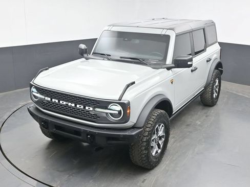 Used 2024 Ford Bronco Badlands AWD/4WD image 15