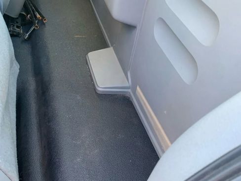 Used 2007 Ford F150 STX image 14