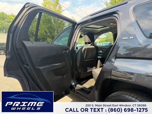 Used 2015 GMC Terrain SLE w/ Convenience Package AWD/4WD image 11