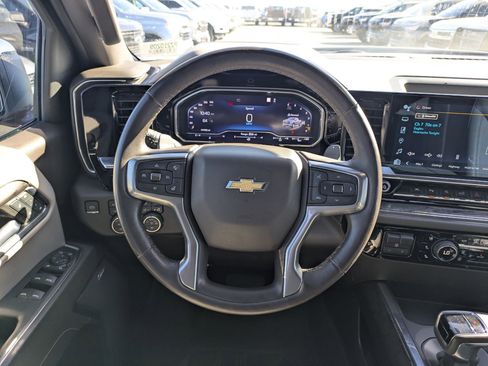 Certified 2023 Chevrolet Silverado 1500 LTZ w/ LTZ Premium Package image 21