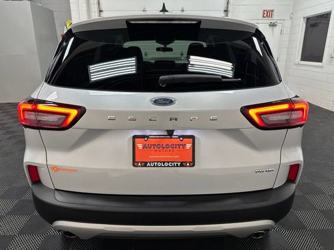 Used 2025 Ford Escape ST-Line Select AWD/4WD image 9