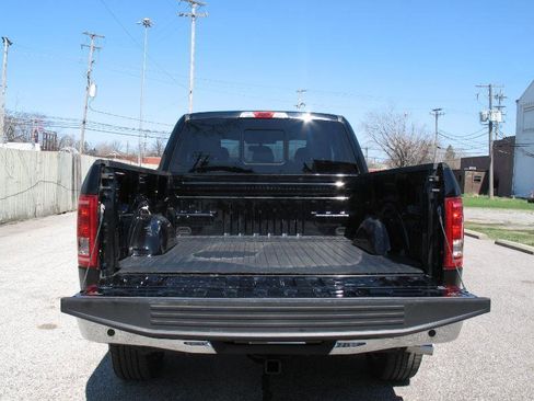 Used 2017 Ford F150 XLT w/ Equipment Group 302A Luxury image 10