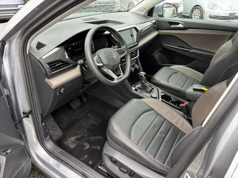 Used 2023 Volkswagen Taos SEL AWD/4WD image 24
