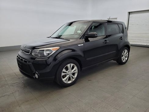 Used 2016 Kia Soul + FWD image 2