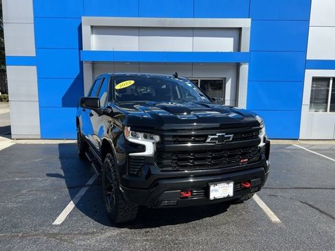Used 2022 Chevrolet Silverado 1500 LT Trail Boss w/ Protection Package image 3
