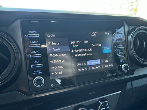 Used 2020 Toyota Tacoma SR5 image 33