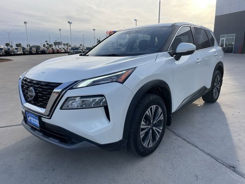 Certified 2023 Nissan Rogue SV image 5