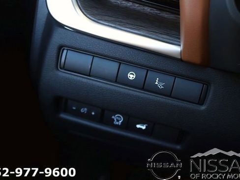 New 2026 Nissan Rogue Platinum w/ Platinum Premium Package AWD/4WD image 24