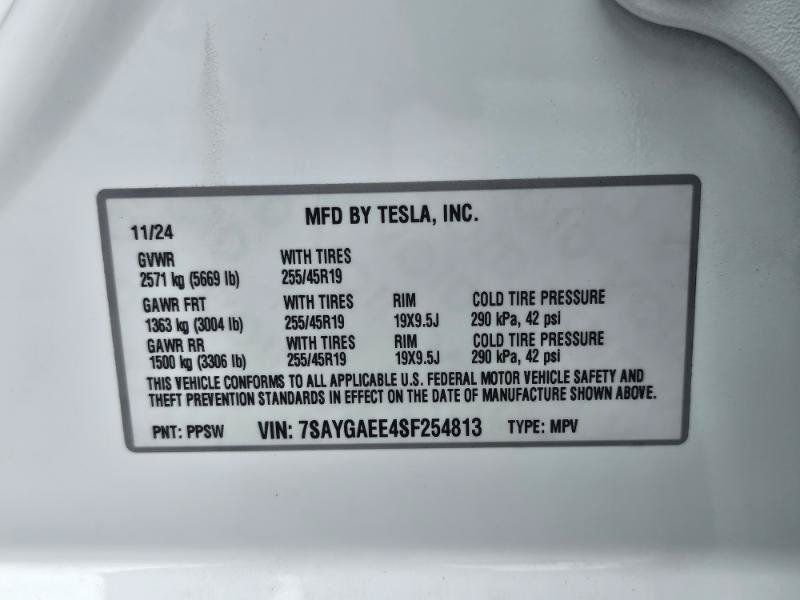Used 2025 Tesla Model Y Long Range AWD/4WD image 36