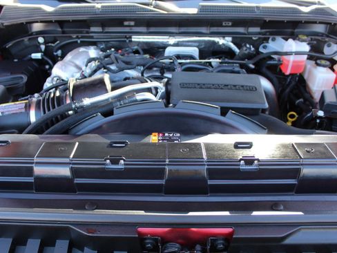 Used 2025 GMC Sierra 2500 AT4 w/ AT4 Premium Plus Package image 25