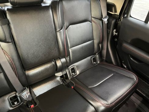 Used 2021 Jeep Gladiator Rubicon image 14