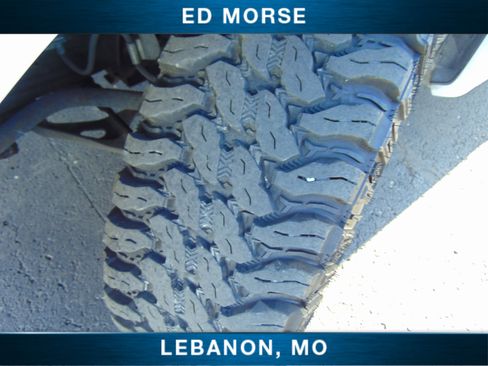 Used 2022 Chevrolet Express 2500 w/ Driver Convenience Package image 25