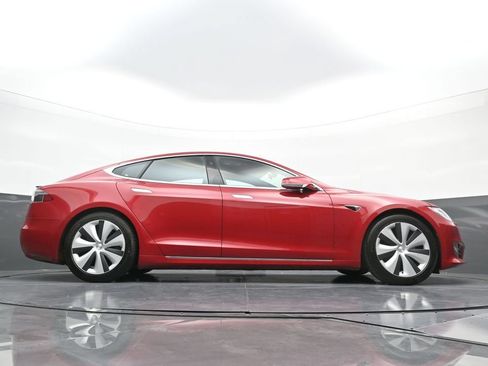 Used 2021 Tesla Model S Performance AWD/4WD image 28