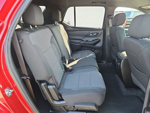 Used 2023 Chevrolet Traverse LT w/ LPO, Cargo Package FWD image 26